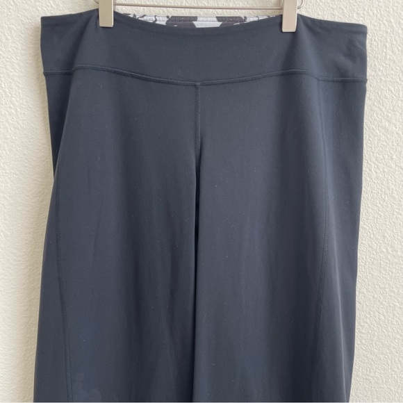 LULULEMON Black Groove Reversible Mid Rise Straight Wide Leg Yoga Pant Leggings - Picture 4 of 16